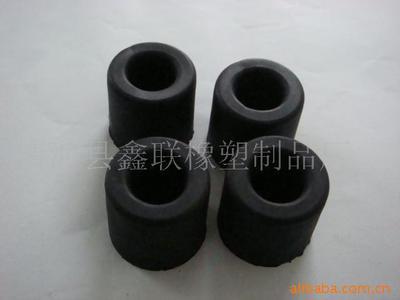 【廠家直銷】批發(fā)供應EPDM車箱防震墊橡膠模壓件圖片,【廠家直銷】批發(fā)供應EPDM車箱防震墊橡膠模壓件圖片大全,清河縣鑫聯(lián)橡塑制品廠-4-